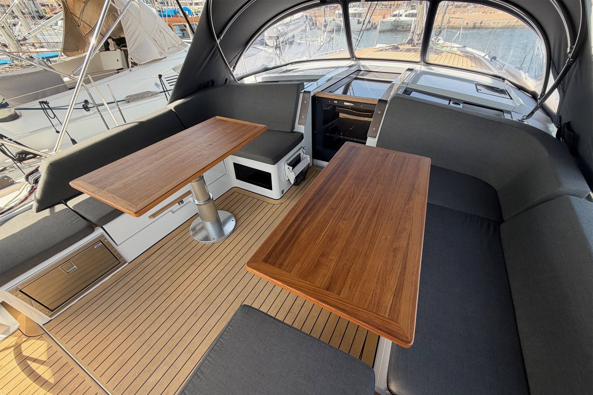 Hanse 460 | Antares