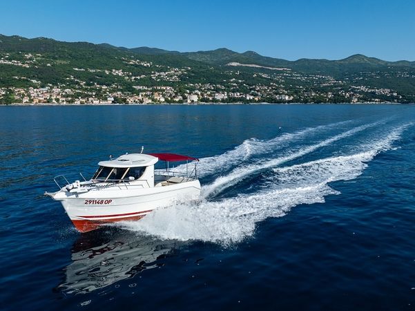 Arvor 25 | Luka
