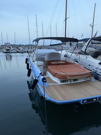 Cranchi E30 Endurance | Swift