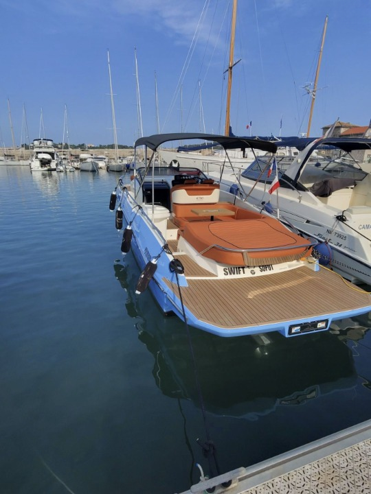 Cranchi E30 Endurance | Swift