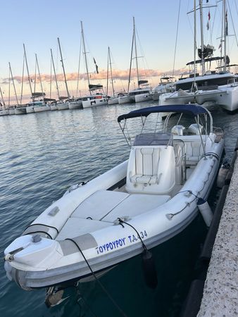 Cobra Yachts 30 | Tourourou