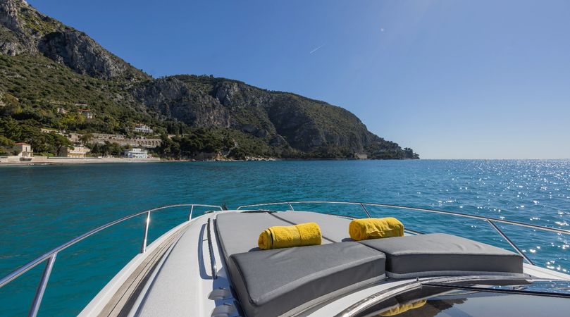 Sunseeker Superhawk 43 | Baieta