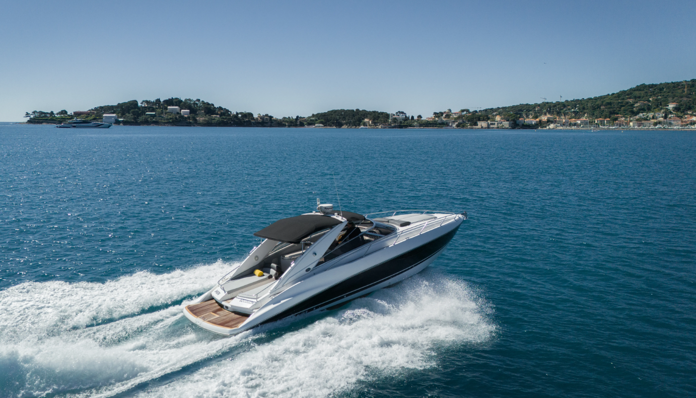 Sunseeker Superhawk 43 | Baieta