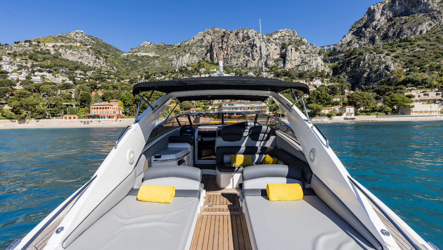 Sunseeker Superhawk 43 | Baieta