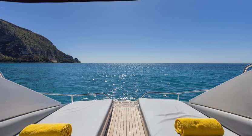 Sunseeker Superhawk 43 | Baieta