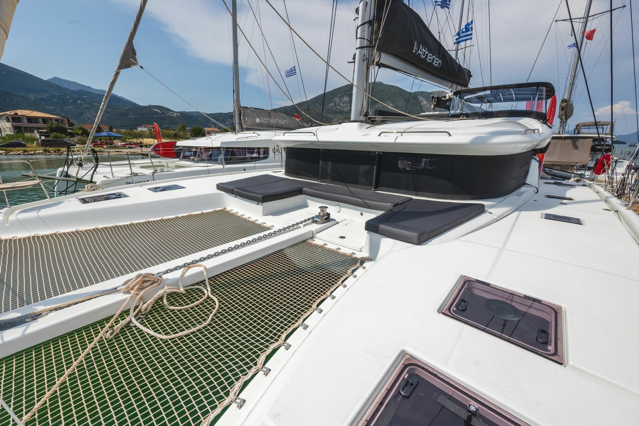 Lagoon 43 | Emerald