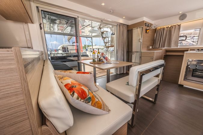 Lagoon 43 | Emerald