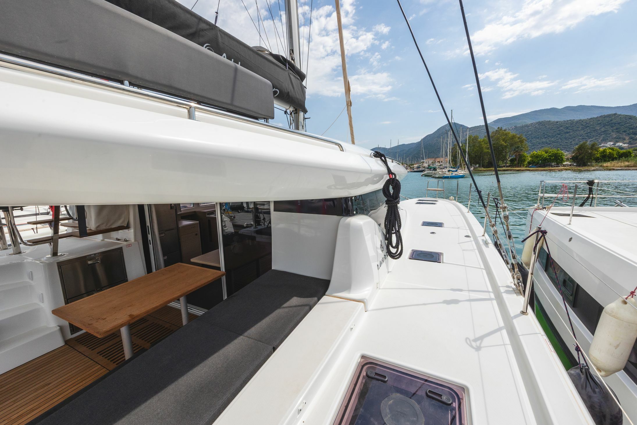 Lagoon 43 | Emerald