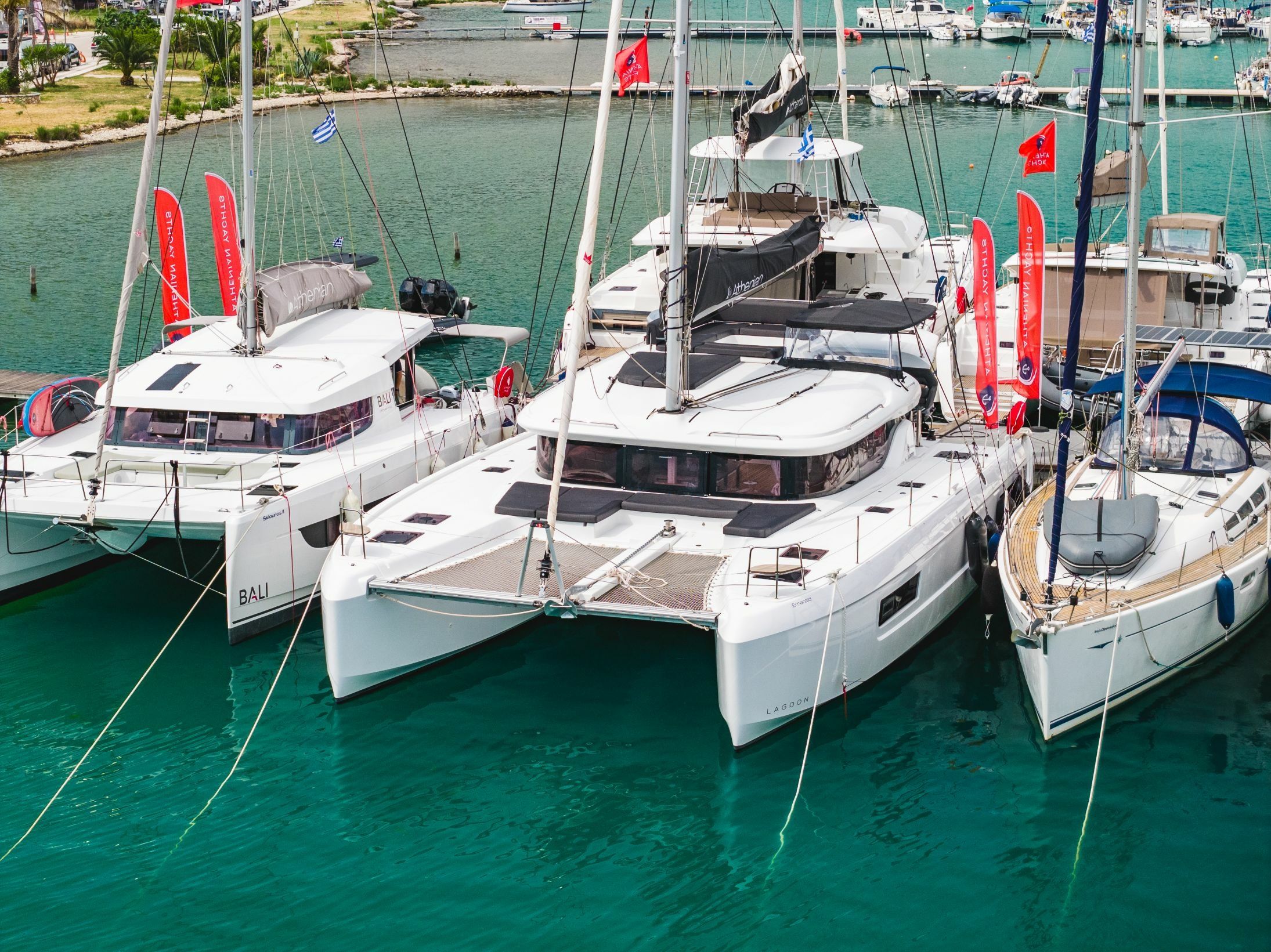 Lagoon 43 | Emerald