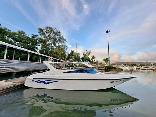 Custom Built 39 | Saranya Marine