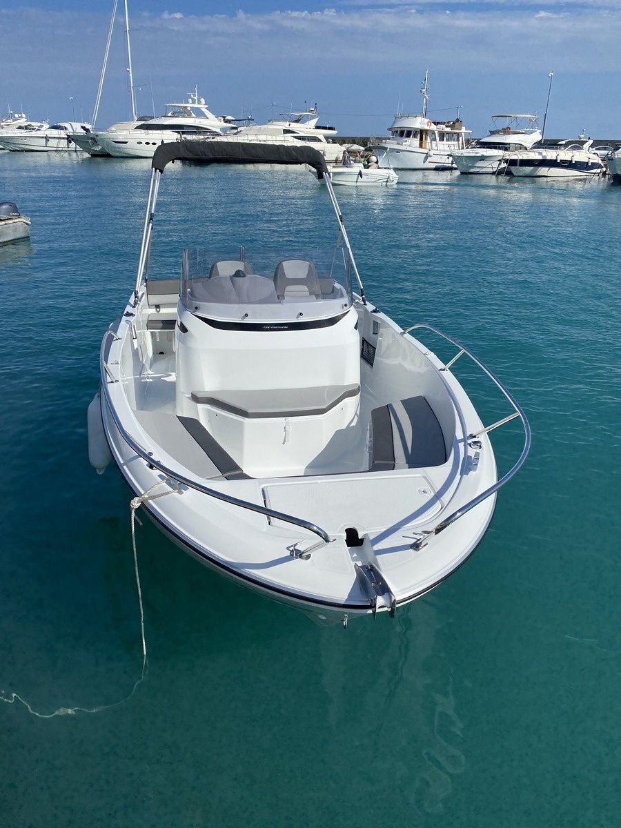 Jeanneau Cap Camarat 6.5 CC | White Pearl