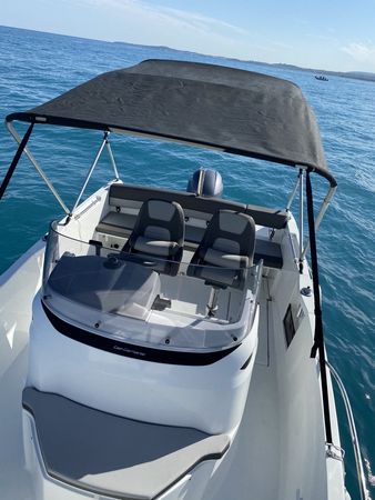 Jeanneau Cap Camarat 6.5 CC | White Pearl
