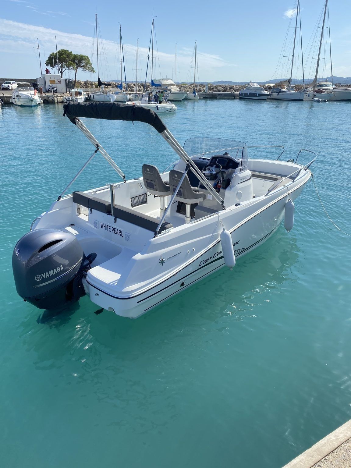 Jeanneau Cap Camarat 6.5 CC | White Pearl