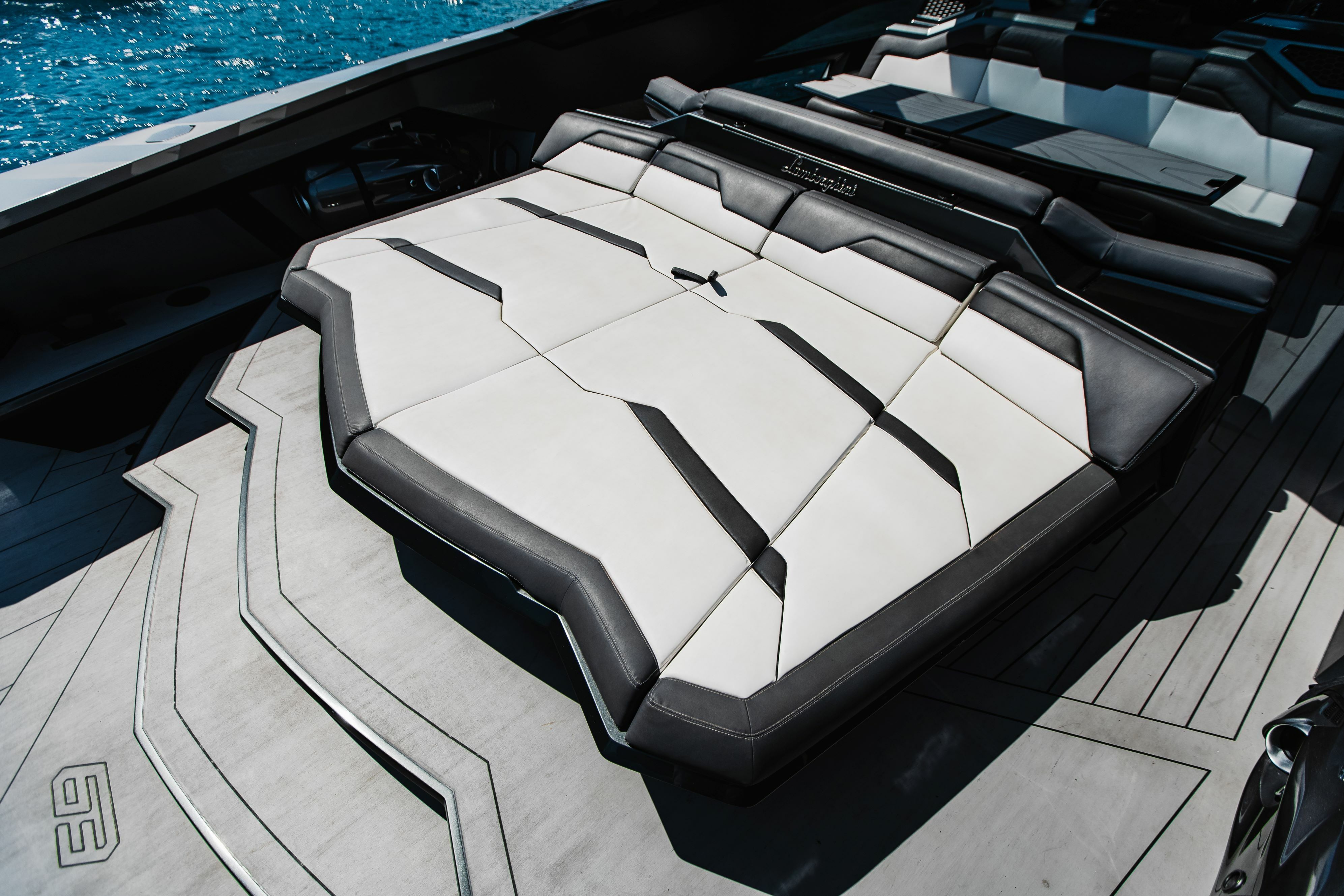 Tecnomar Lamborghini 63 | Nero