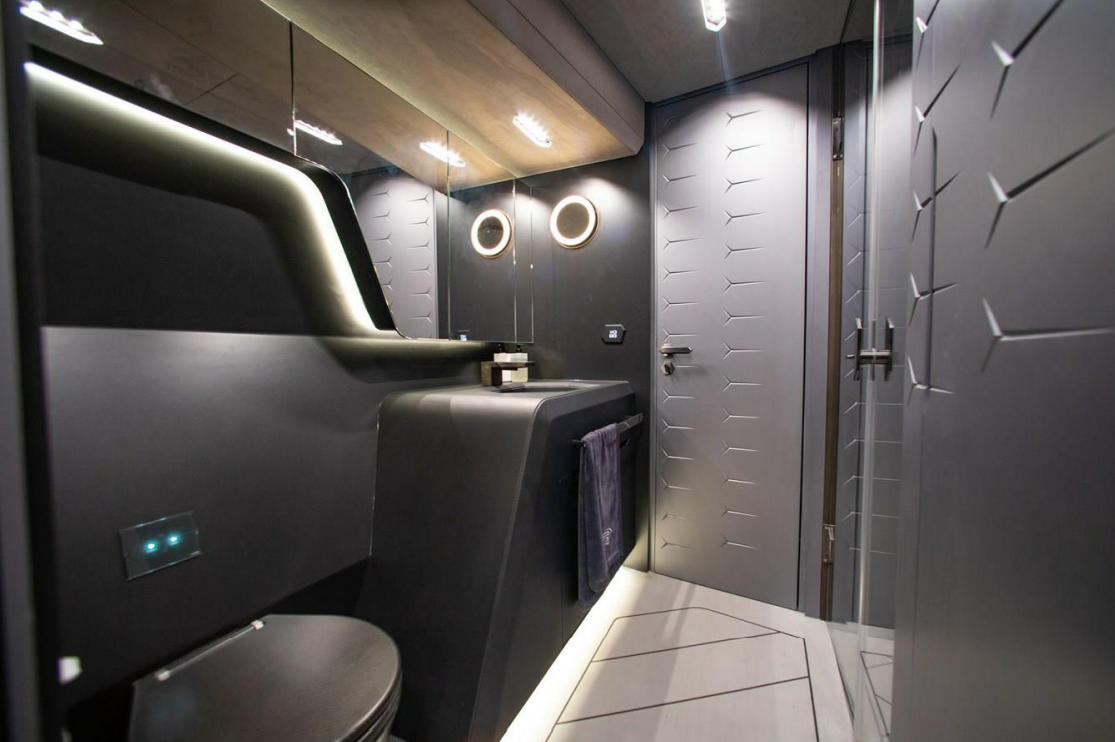 Tecnomar Lamborghini 63 | Nero