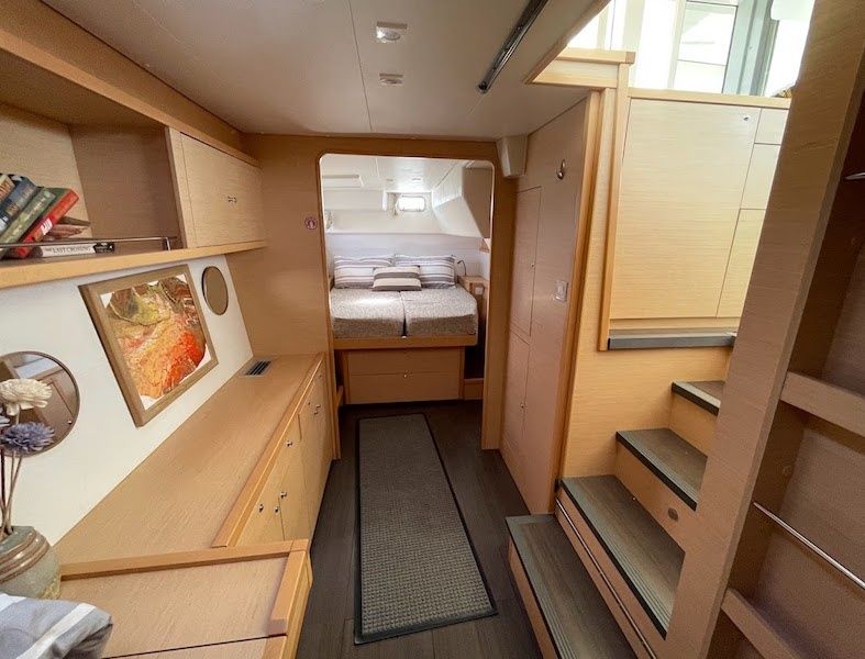 Lagoon 450 F | Sycamore