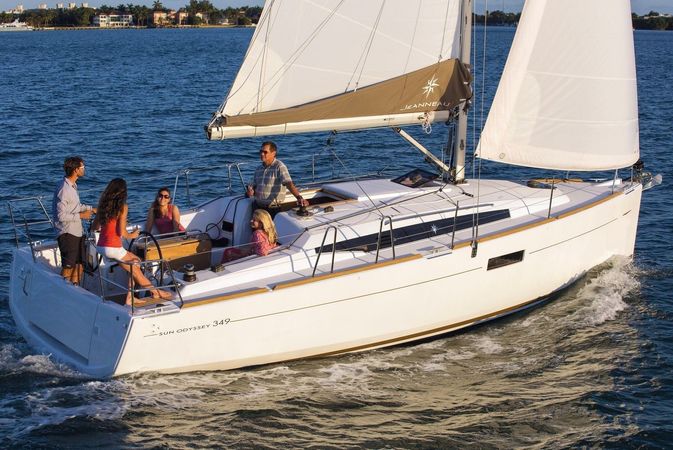 Jeanneau Sun Odyssey 349 | Horizonte