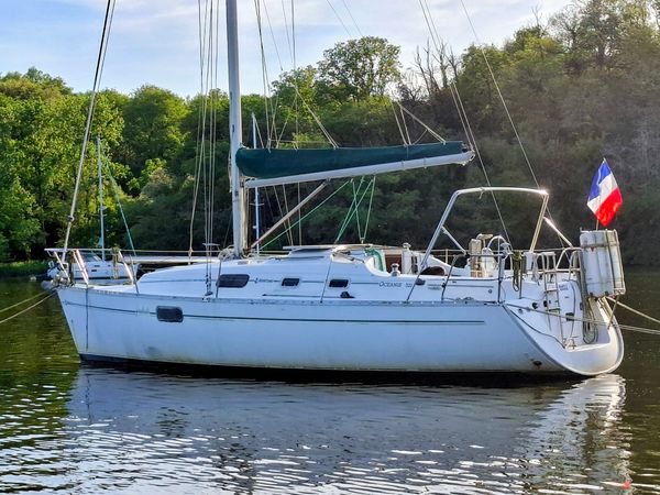 Beneteau Oceanis 321 | Sgafd