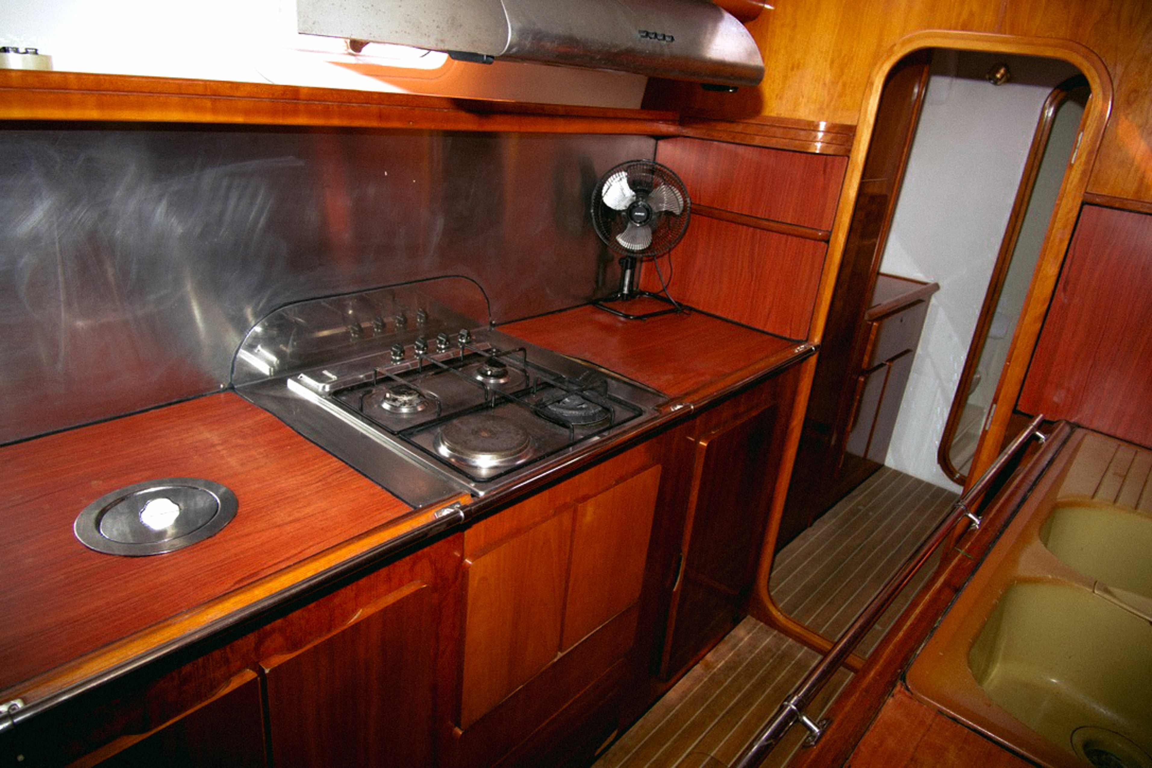 Jeantot Marine Privilege 51 | Deep Obsession