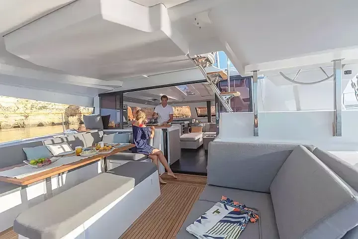 Fountaine Pajot Elba 45 | Blu Dolphin
