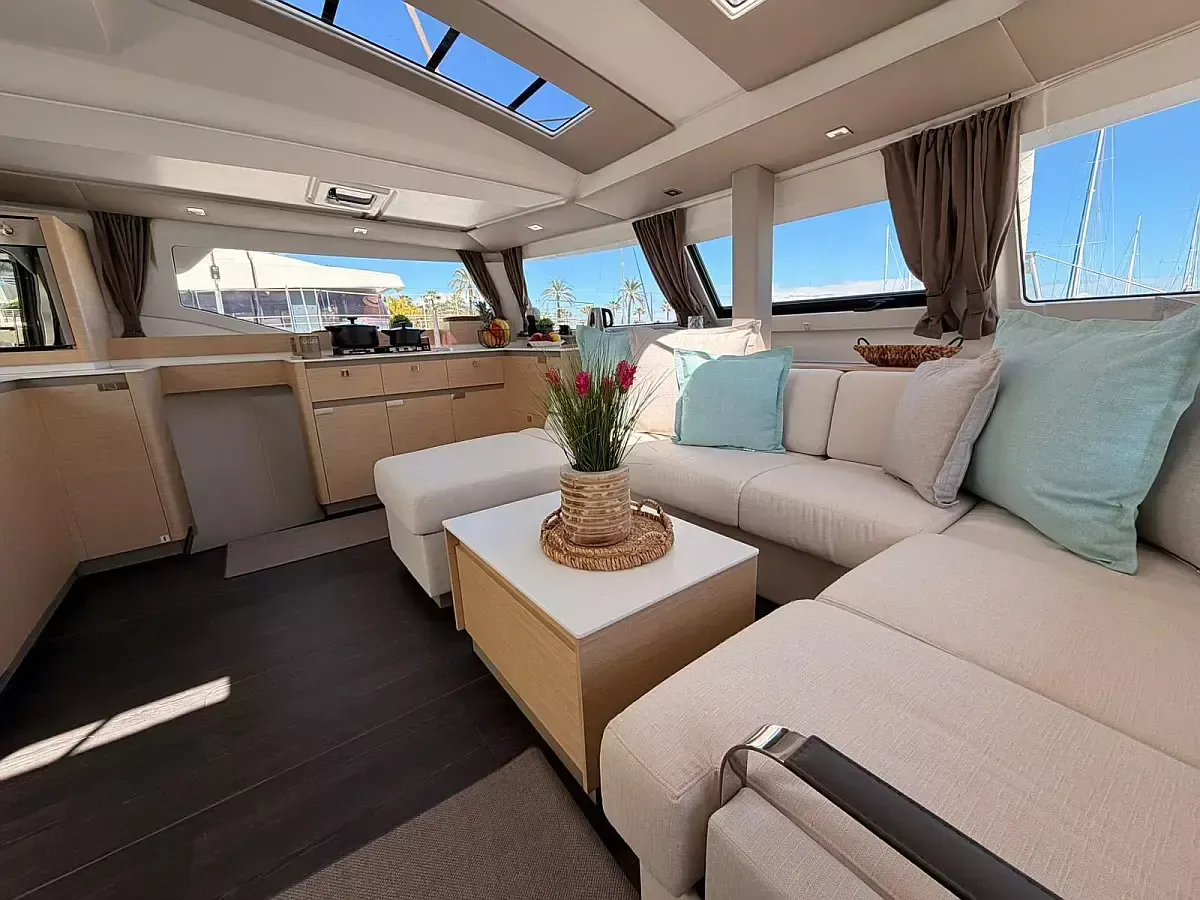 Fountaine Pajot Elba 45 | Blu Dolphin