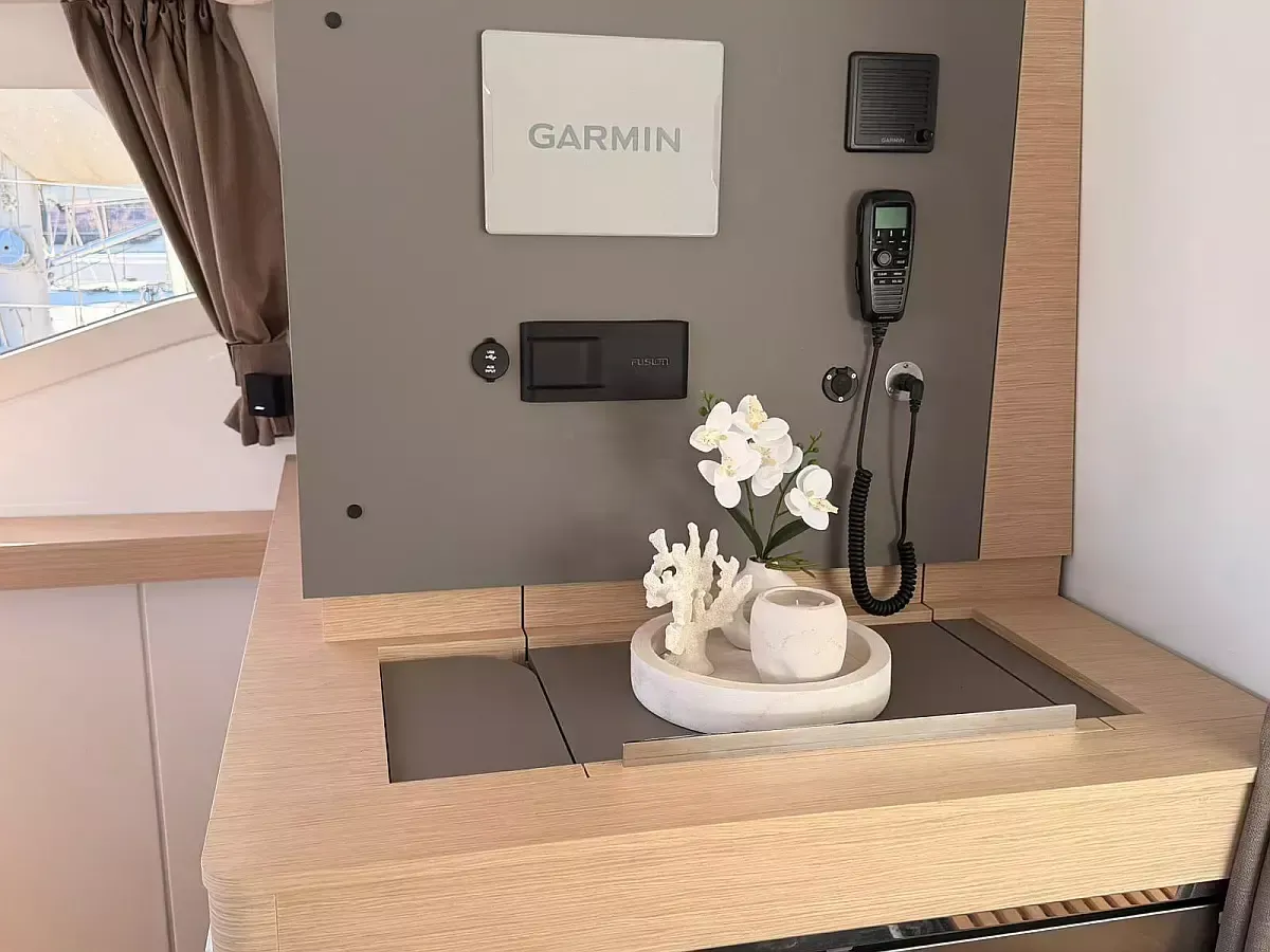 Fountaine Pajot Elba 45 | Blu Dolphin