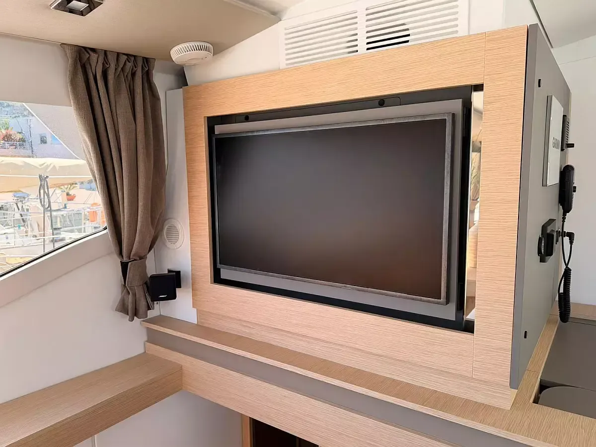 Fountaine Pajot Elba 45 | Blu Dolphin
