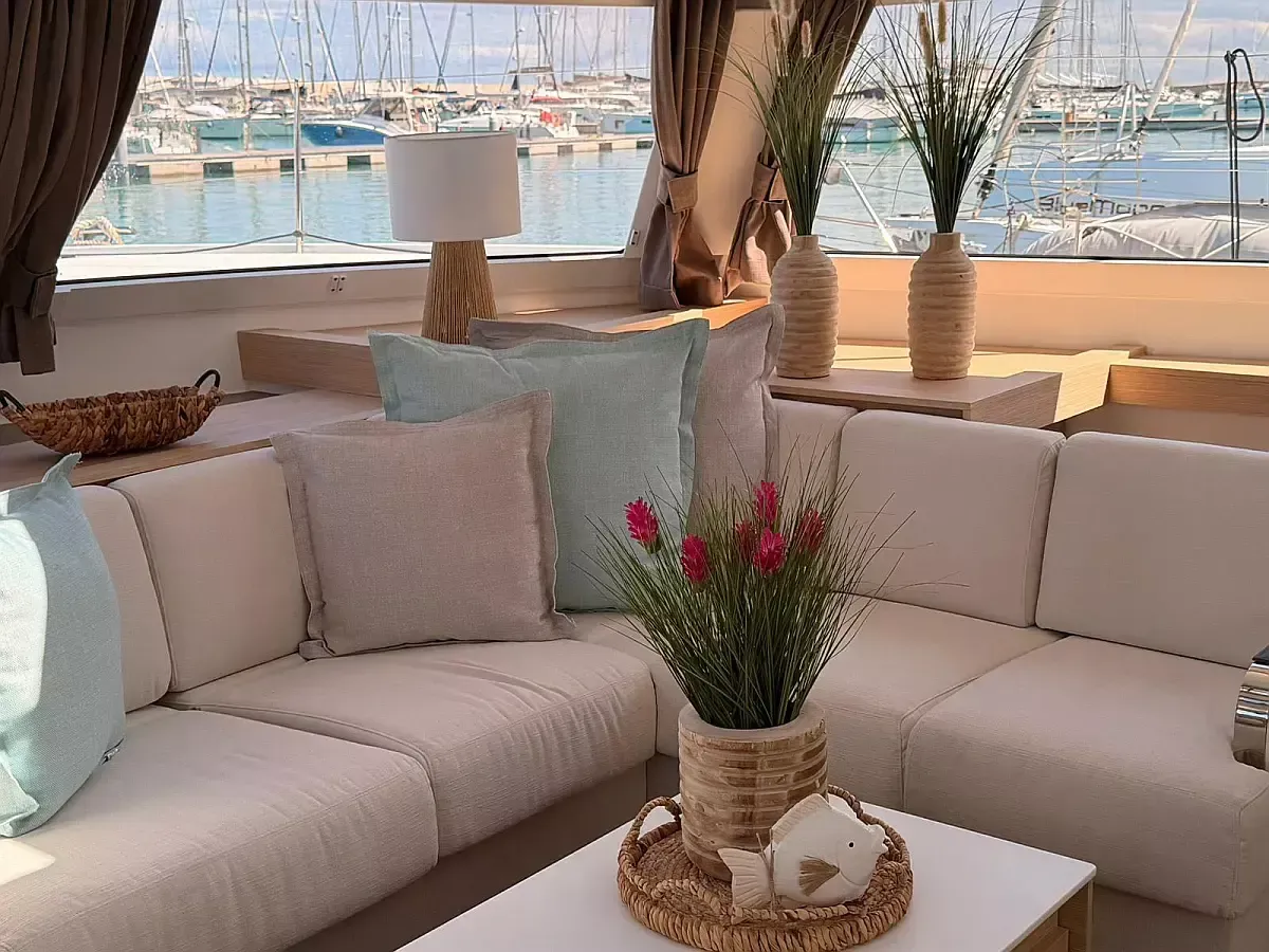 Fountaine Pajot Elba 45 | Blu Dolphin