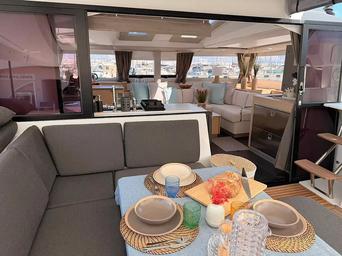 Fountaine Pajot Elba 45 | Blu Dolphin