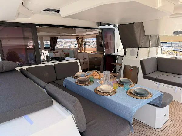 Fountaine Pajot Elba 45 | Blu Dolphin
