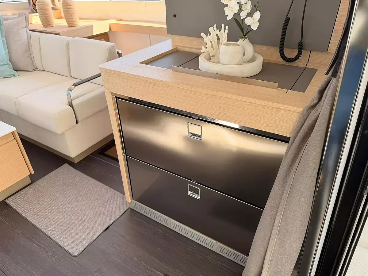 Fountaine Pajot Elba 45 | Blu Dolphin