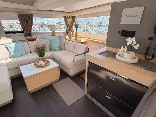 Fountaine Pajot Elba 45 | Blu Dolphin
