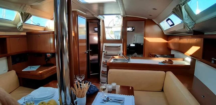 Beneteau Oceanis 37 | Maria