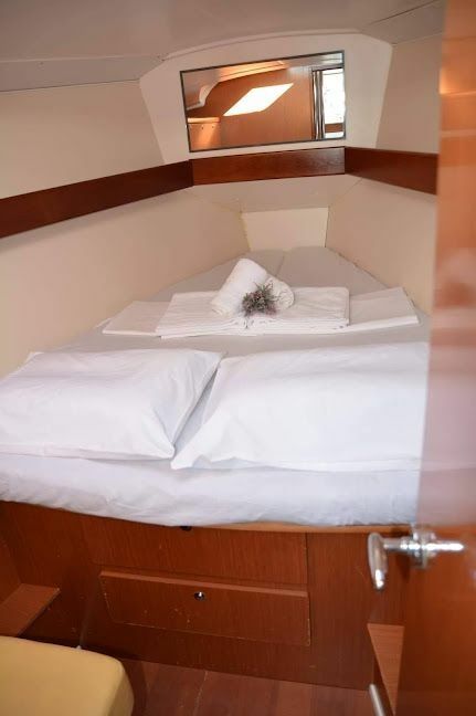 Beneteau Oceanis 37 | Maria