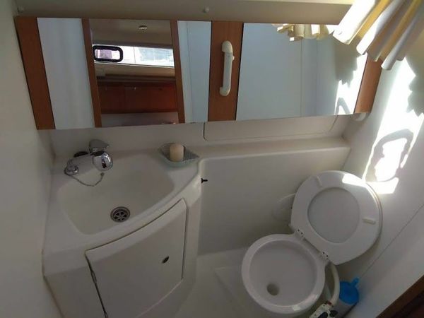 Beneteau Oceanis 37 | Maria