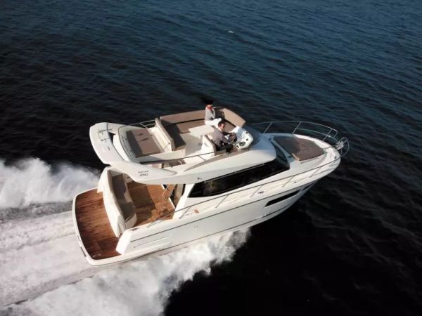 Jeanneau Prestige 350 Fly | Kefi