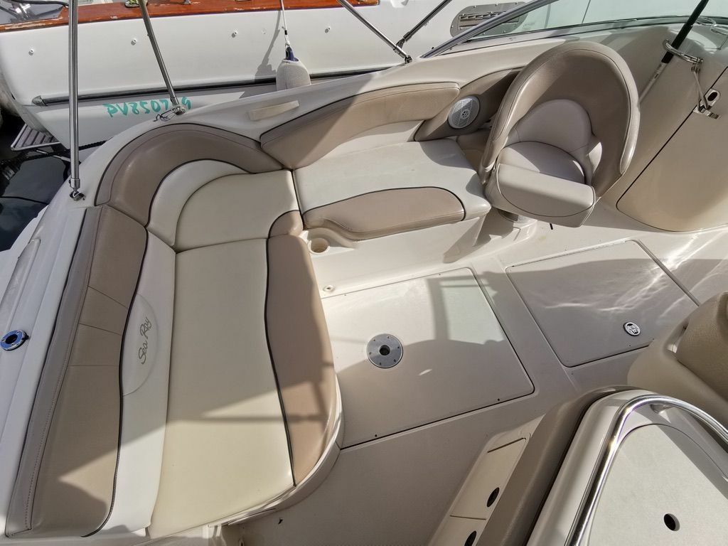 Sea Ray 240 | Forban