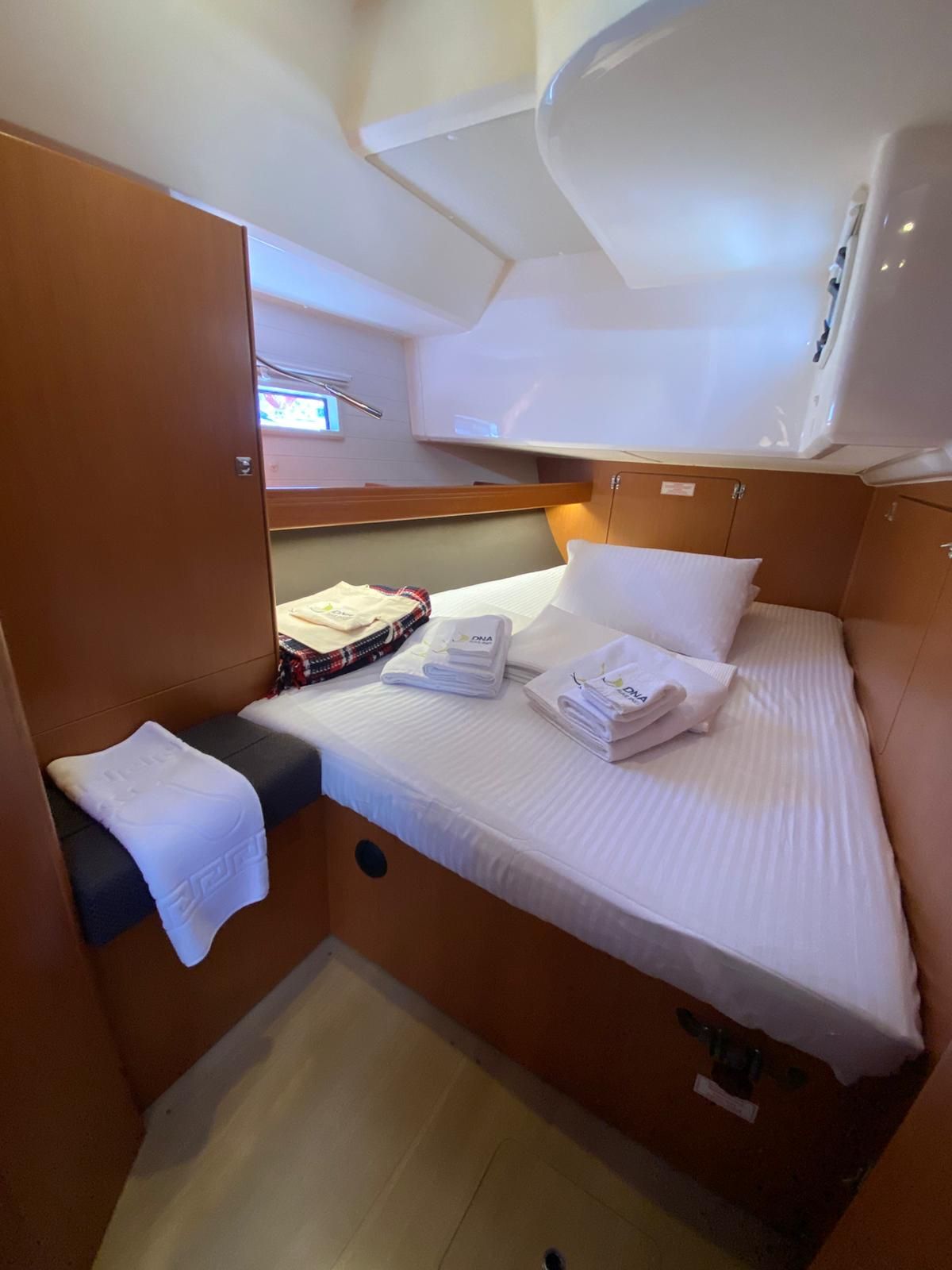 Bavaria Cruiser 46 | Protein