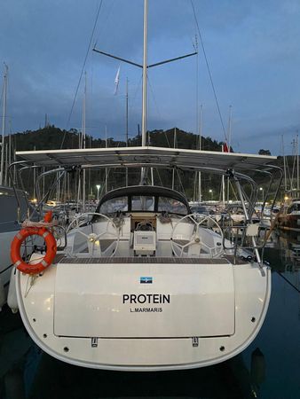 Bavaria Cruiser 46 | Protein