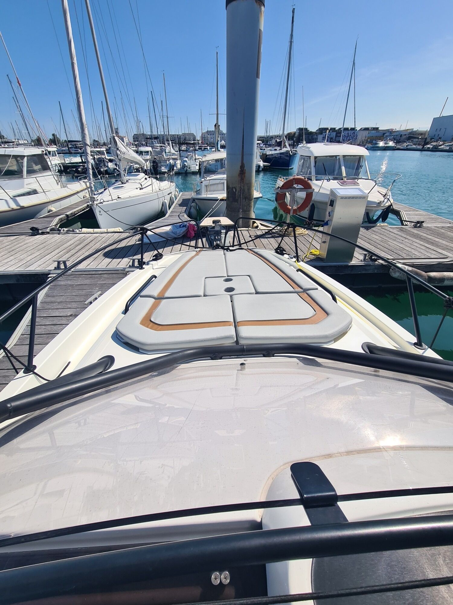Beneteau Flyer 8 Sundeck | Okeechoobee 5