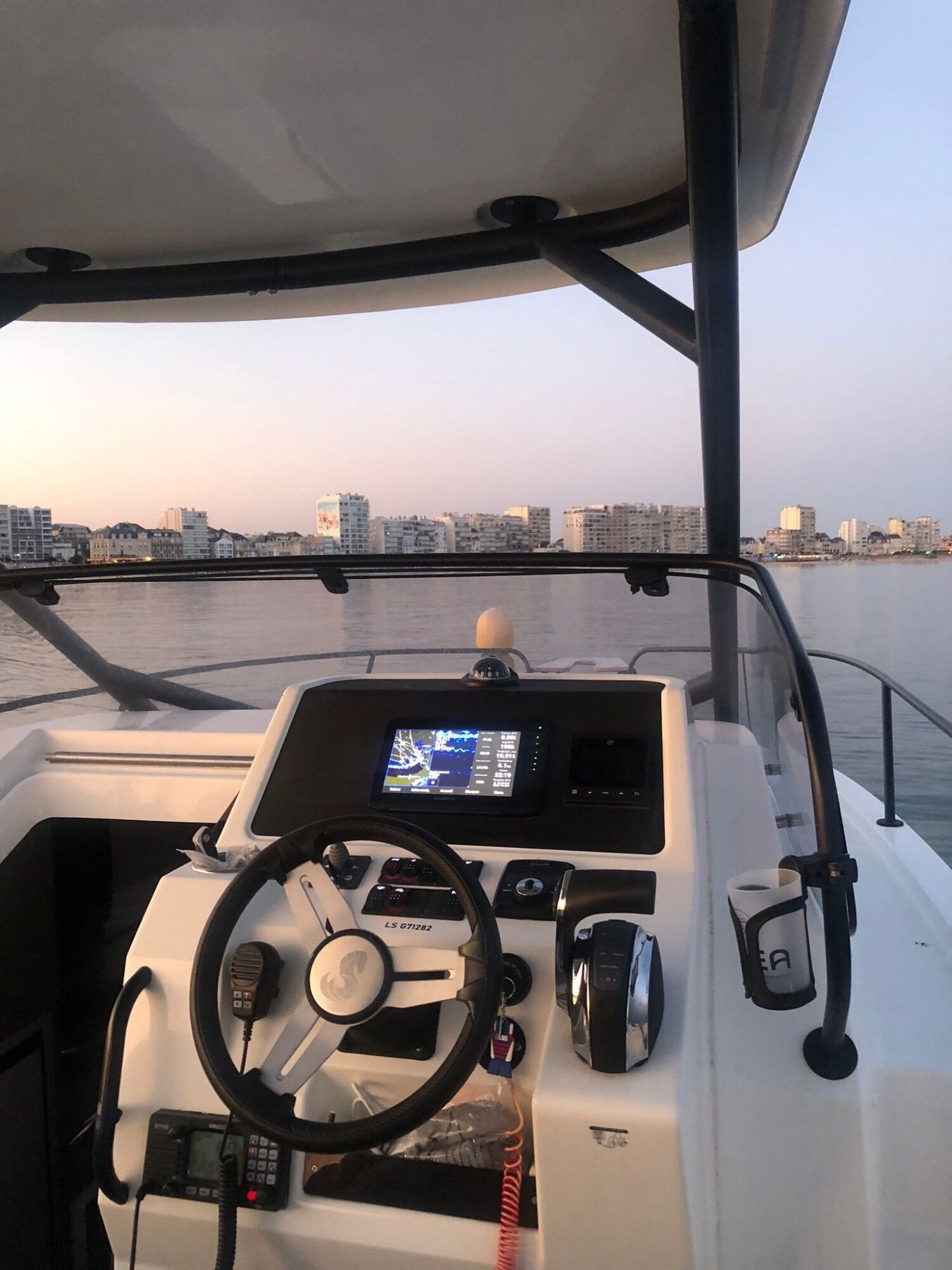 Beneteau Flyer 8 Sundeck | Okeechoobee 5