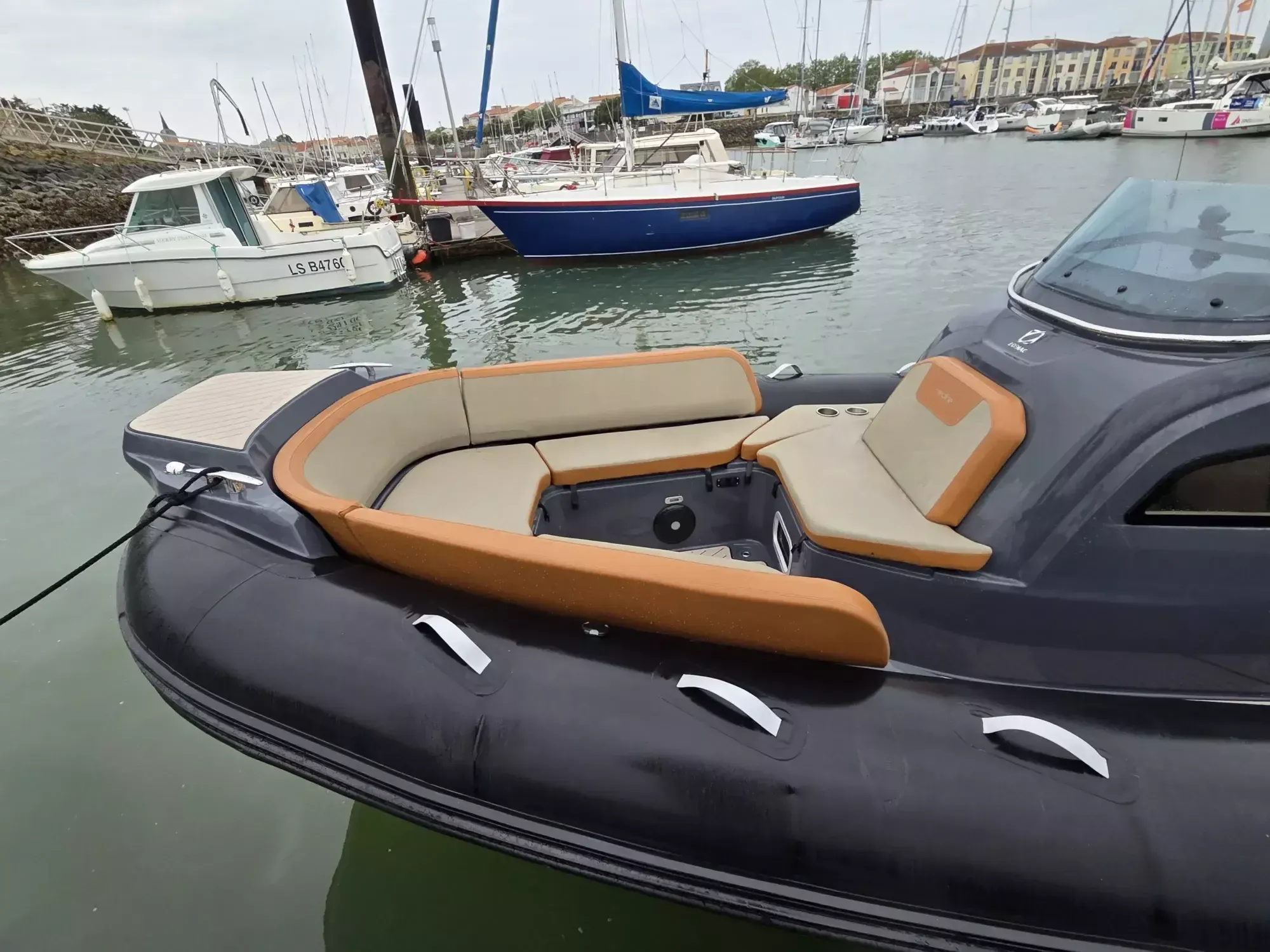 Zodiac Medline 9 | Petite Poulette 2