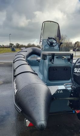 Bombard Explorer DB 550 | Leya