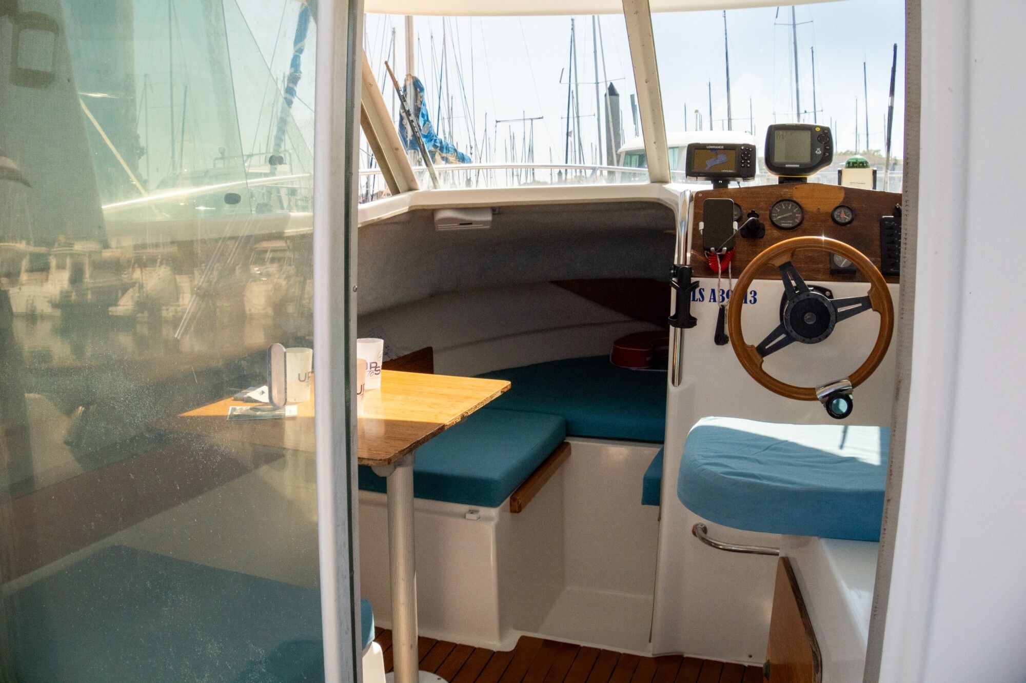 Ocqueteau 615 | Alex