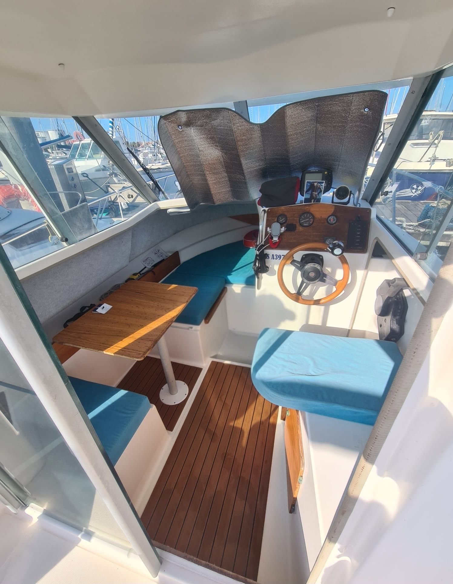 Ocqueteau 615 | Alex