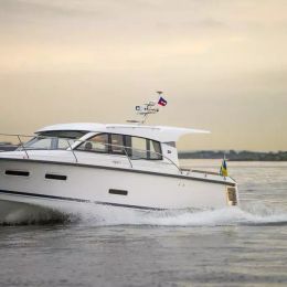 Nimbus 305 Coupe | Nava
