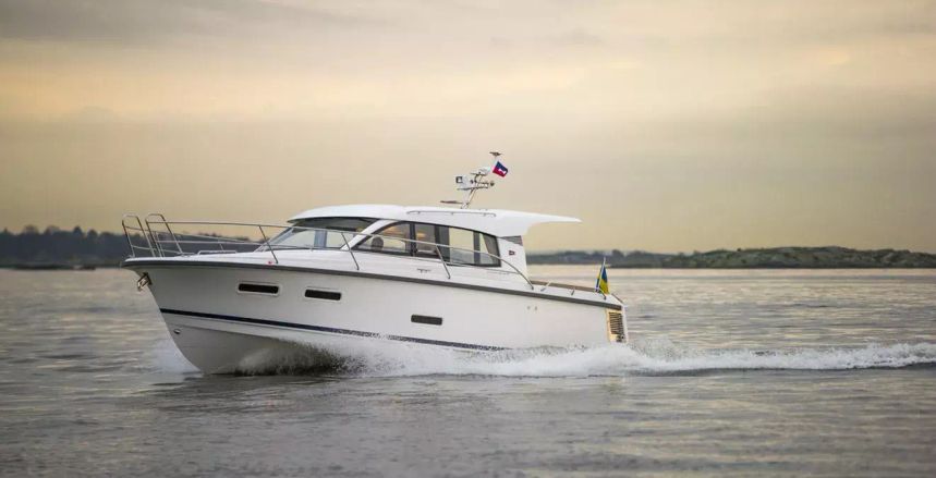 Nimbus 305 Coupe | Nava