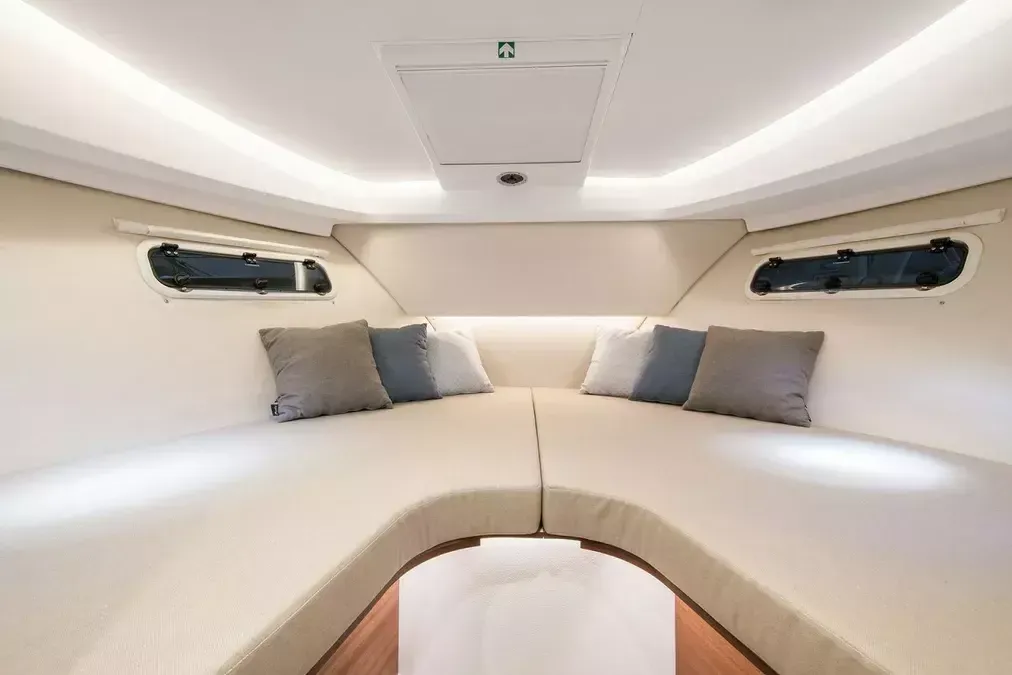 Nimbus 305 Coupe | Nava