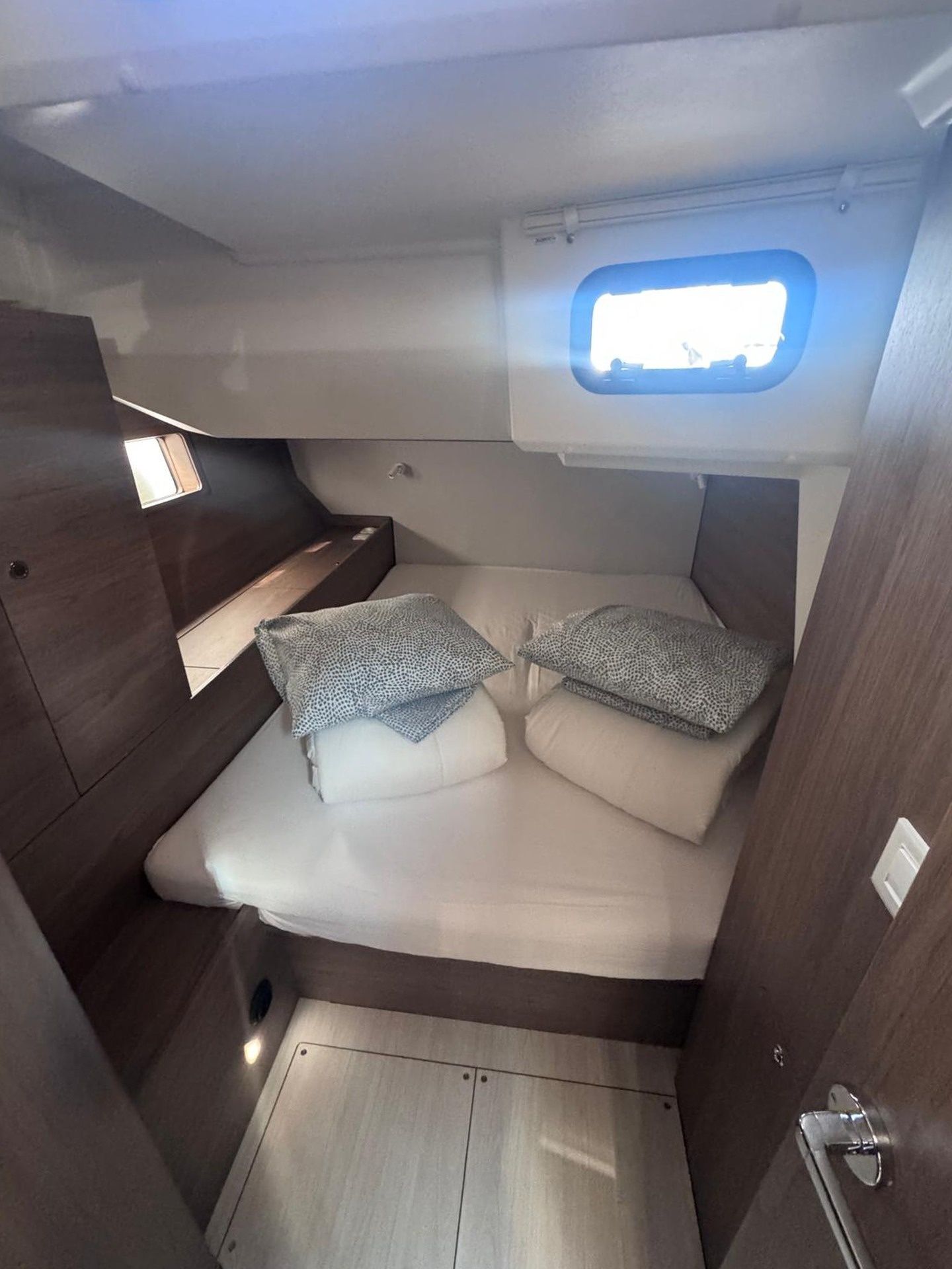Beneteau Oceanis 52 | Orange