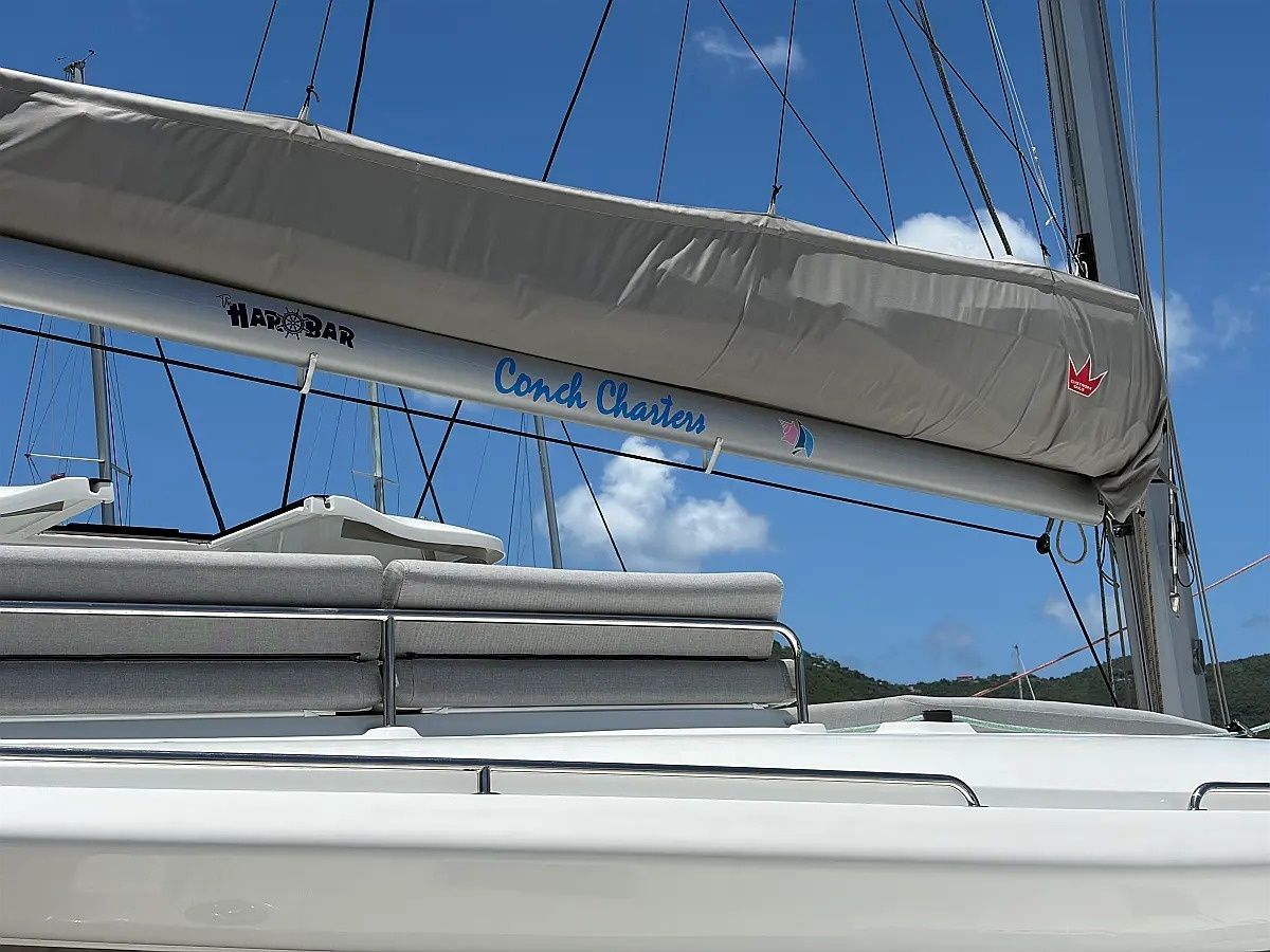 Lagoon 43 | Har Bar